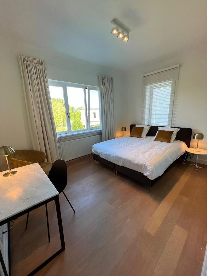Tuss Bed & Breakfast Kortrijk Bagian luar foto