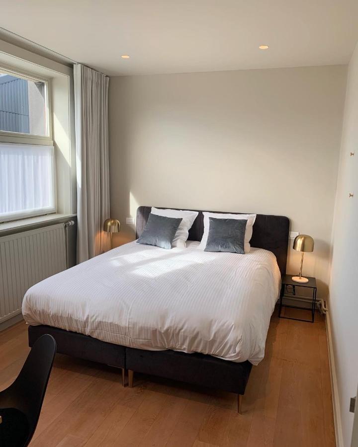 Tuss Bed & Breakfast Kortrijk Bagian luar foto
