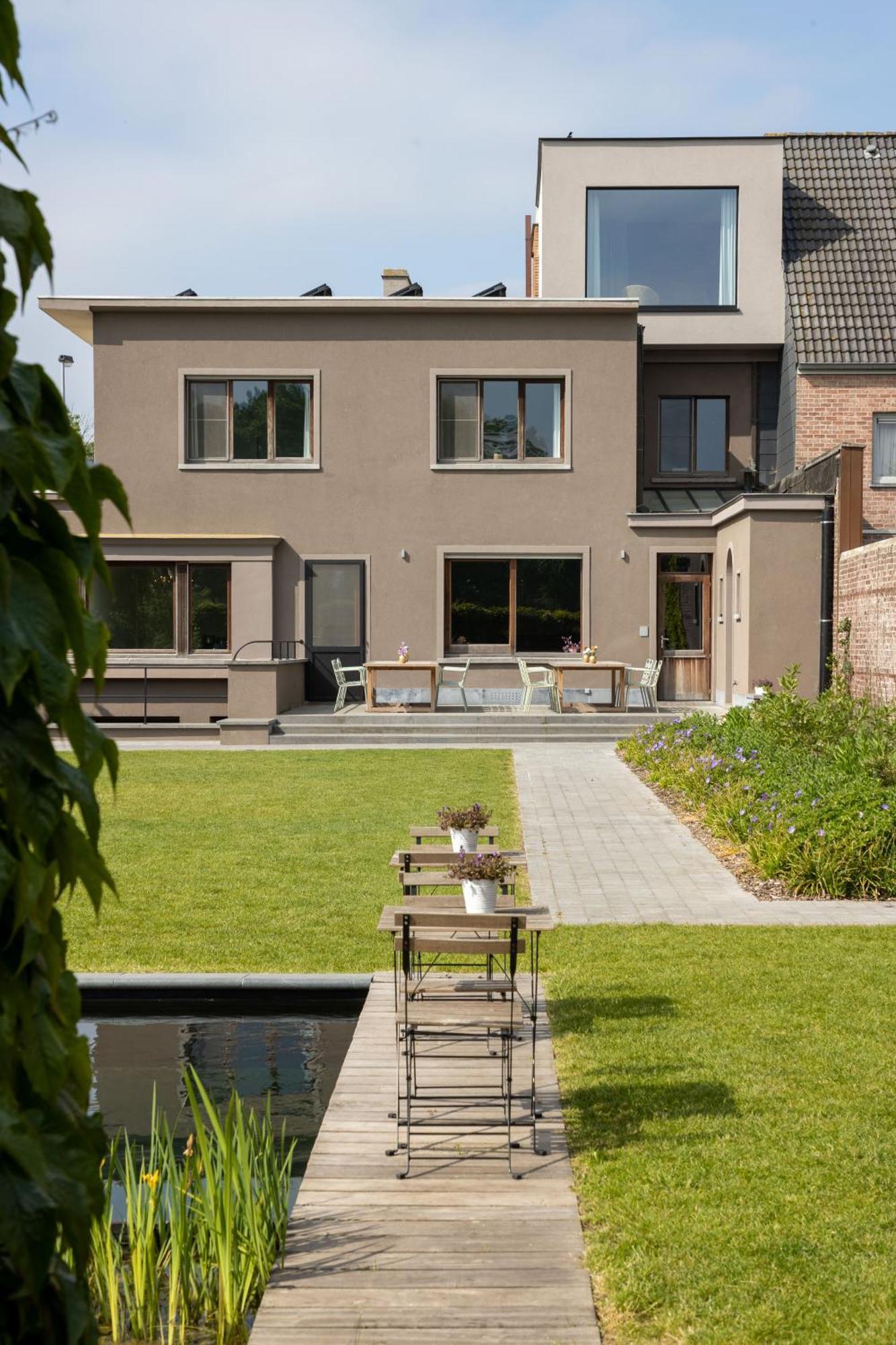 Tuss Bed & Breakfast Kortrijk Bagian luar foto